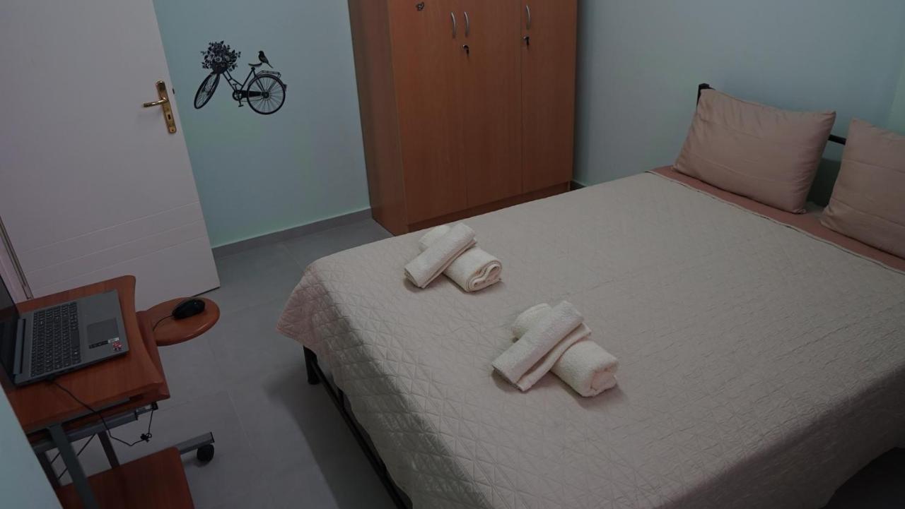 Nikolas Family Apartments Moirai Luaran gambar