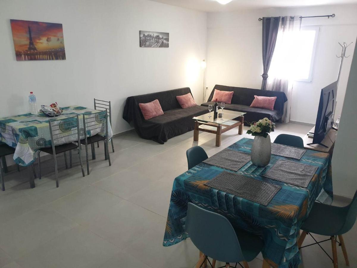Nikolas Family Apartments Moirai Luaran gambar