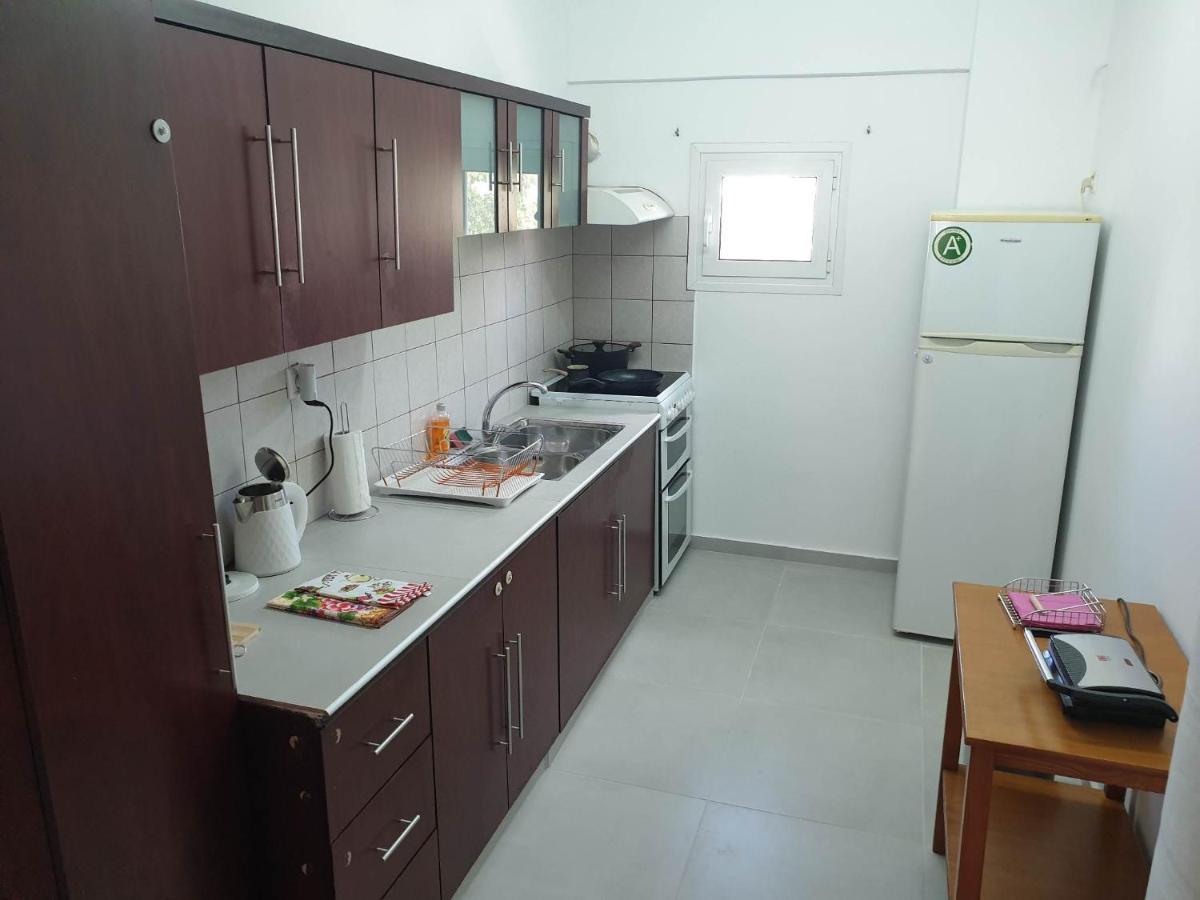Nikolas Family Apartments Moirai Luaran gambar